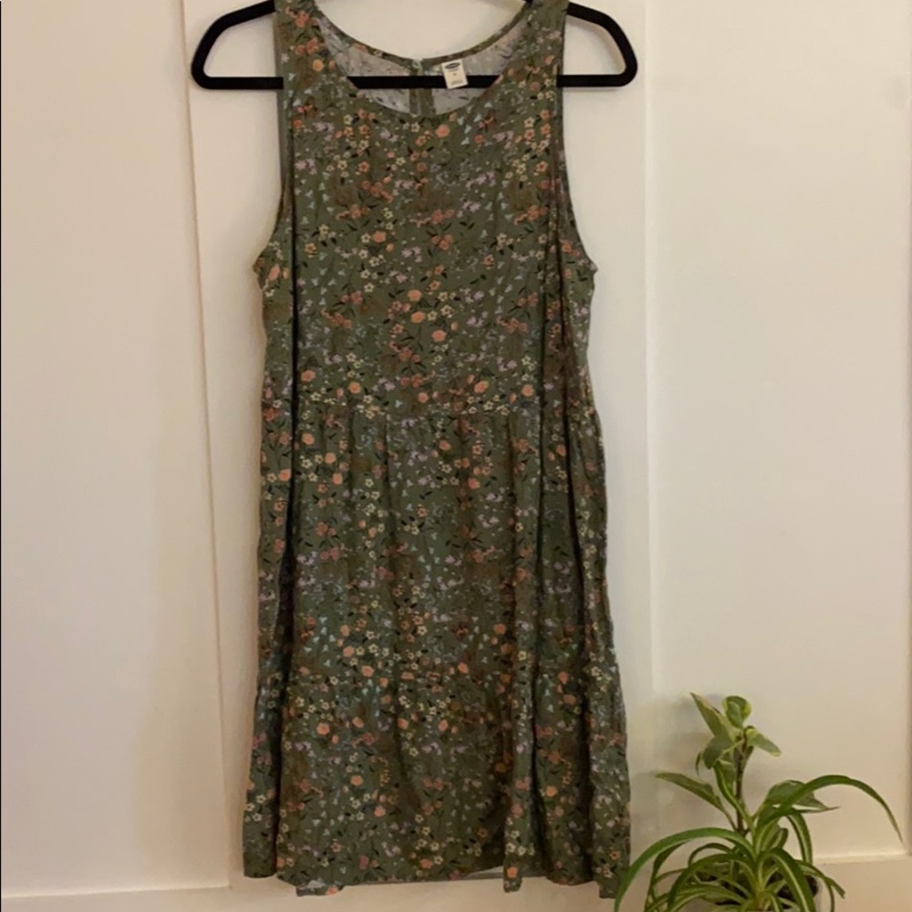 Green floral print dress